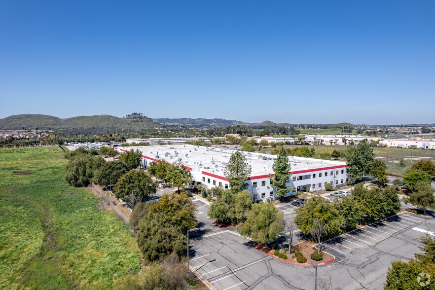 More Photos Of 30590 Cochise Cir, Murrieta Manufacturing For Lease