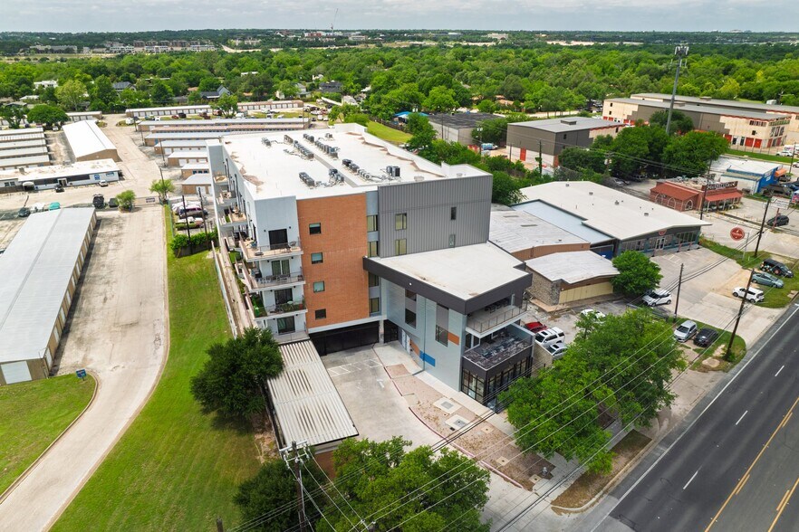 More Photos Of 6444 Burnet Rd, Austin Apartments For Sale