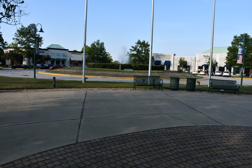 More Photos Of 481 Town Center Pl, Columbia Unknown For Lease