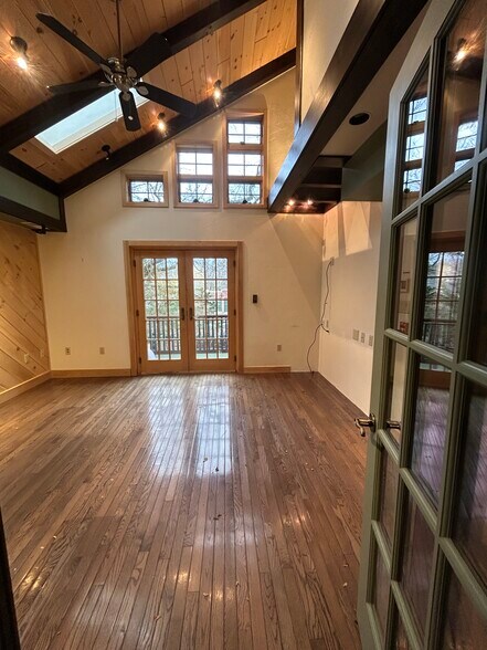 More Photos Of 310 S Burrowes St, State College Office Residential For Lease