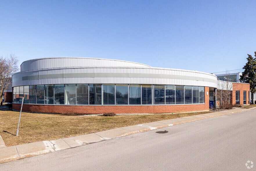 Primary Photo Of 2519-3300 Blvd Chomedey, Laval Warehouse For Lease