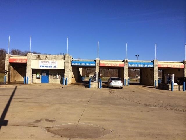 Primary Photo Of 259 S Herrington Pl, West Terre Haute Carwash For Sale