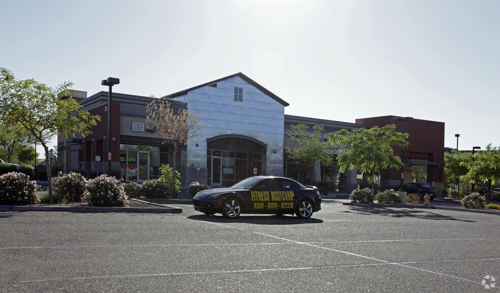 More Photos Of 263 E Warner Rd, Gilbert Storefront For Lease