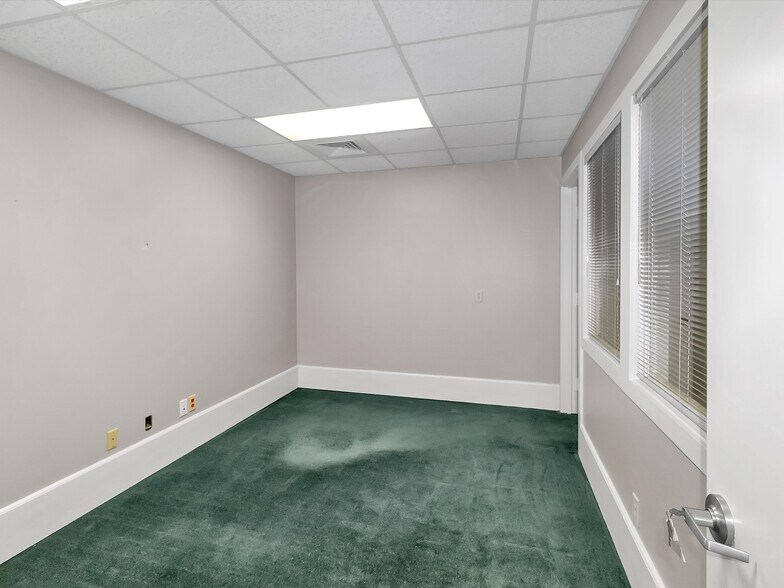 More Photos Of 624 W Main St, Sylva Bank For Sale