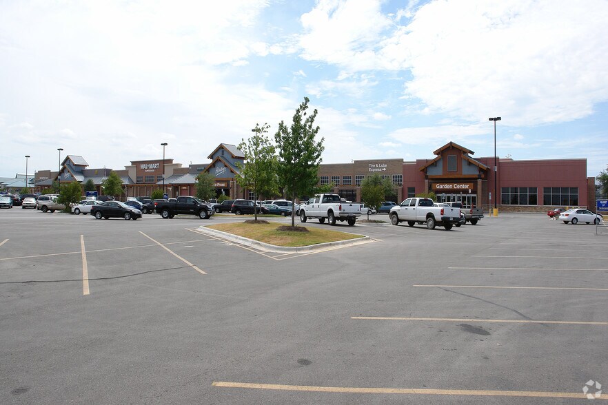 More Photos Of 550 Old San Antonio Rd, Buda Unknown For Lease