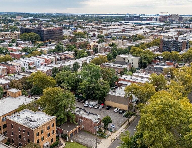 More Photos Of 680 Essex St, Brooklyn Land For Lease