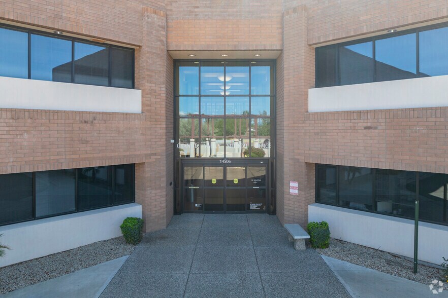 More Photos Of 14506 W Granite Valley Dr, Sun City West Medical For Lease