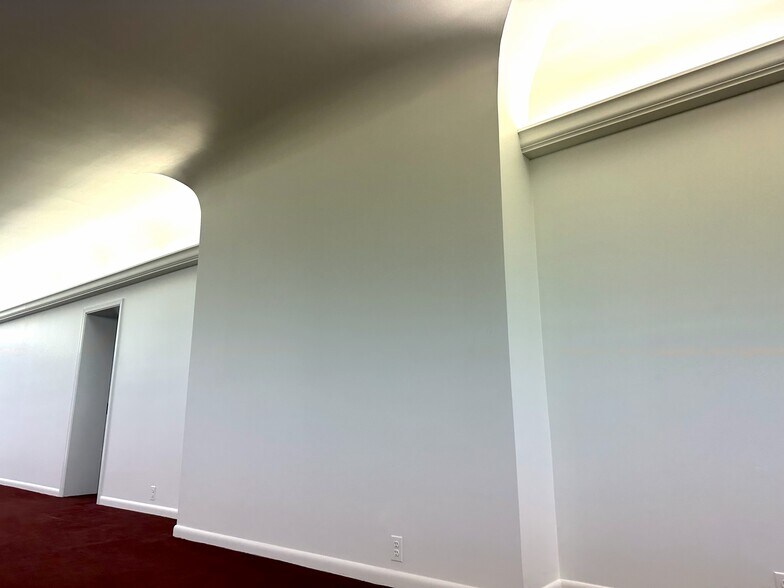 More Photos Of 1005 Dundalk Ave, Baltimore Freestanding For Sale