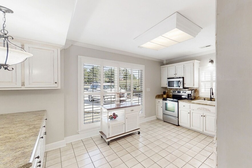 More Photos Of 11556 Highway 231 431 N, Meridianville Lodge Meeting Hall For Sale