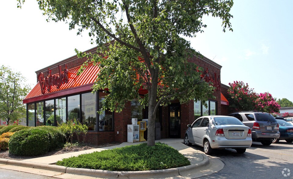 More Photos Of 1436 N Main St, Fuquay Varina Unknown For Lease