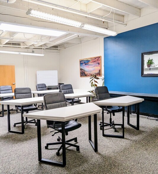 More Photos Of 207 W 5th Ave, Eugene Coworking Space