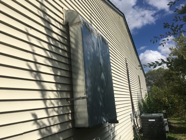 More Photos Of 541 University Pkwy, University Park Convenience Store For Sale