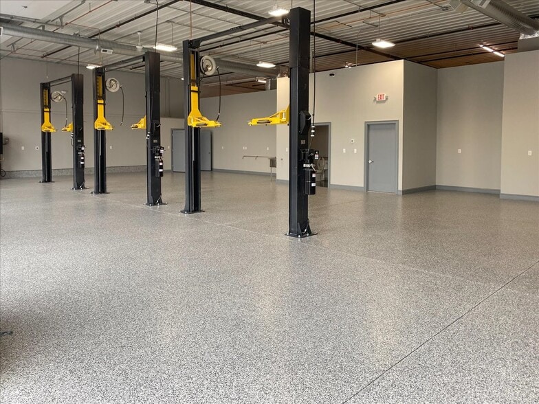 More Photos Of 409 Emerson Ave, Hampstead Industrial For Sale