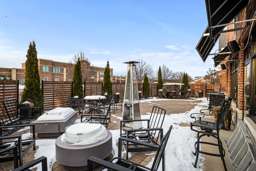 More Photos Of 40W188 Campton Crossings Dr, St Charles Restaurant For Sale