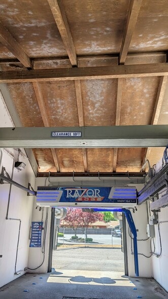 More Photos Of 311 Van Giesen Street, Richland Carwash For Sale