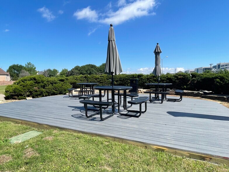 More Photos Of 6101 Chapel Hill Blvd, Plano Medical For Lease