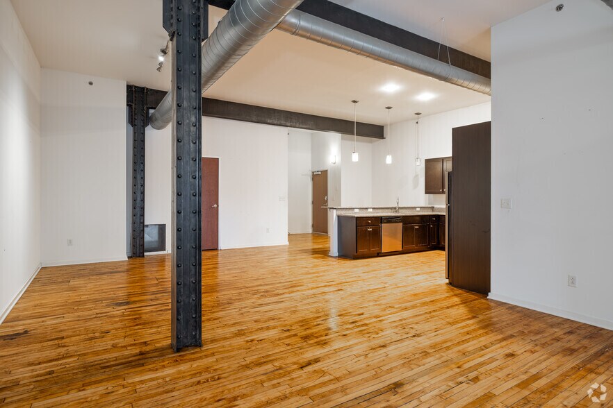 More Photos Of 21 W North St, Akron Apartments For Sale