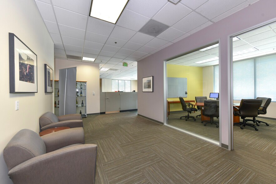 More Photos Of 899 Adams St, Saint Helena Office For Lease