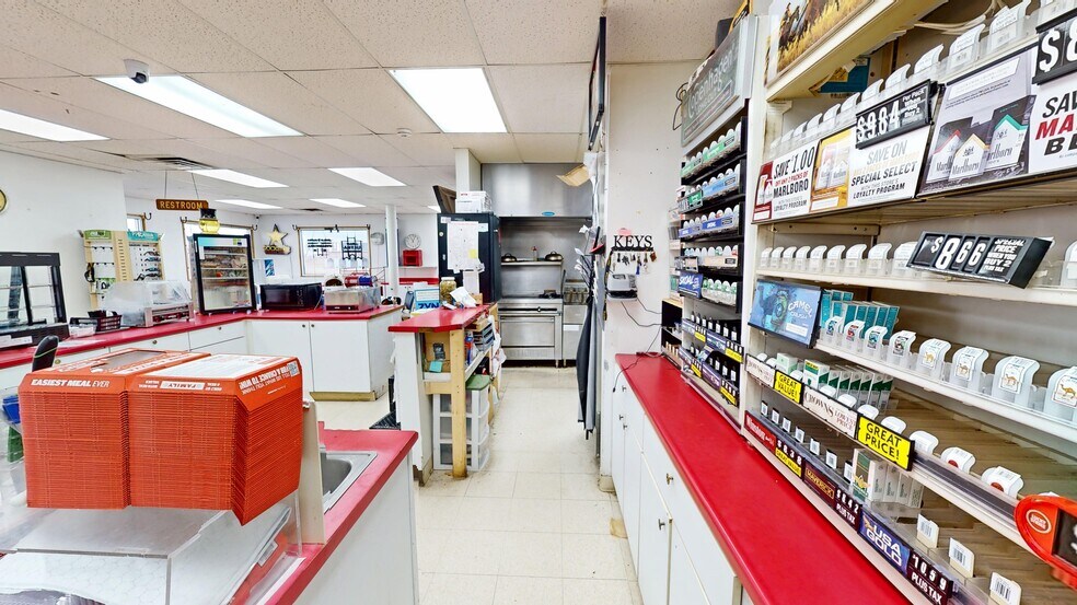 More Photos Of 1200 Castle Rock St, Quinter Service Station For Sale