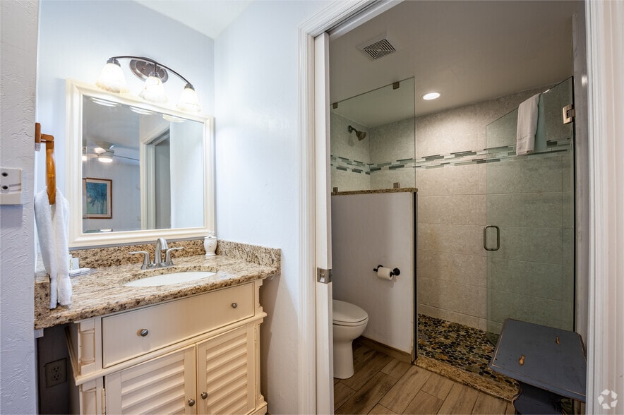 More Photos Of 2060 US Highway 27 N, Avon Park Hotel For Sale