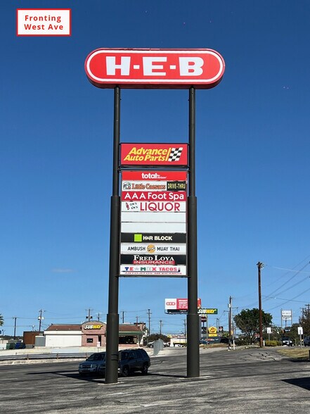 More Photos Of 8500 Blanco Rd, San Antonio Unknown For Lease