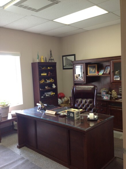 More Photos Of 3025 Mullins Ct, Oxford Manufacturing For Sale