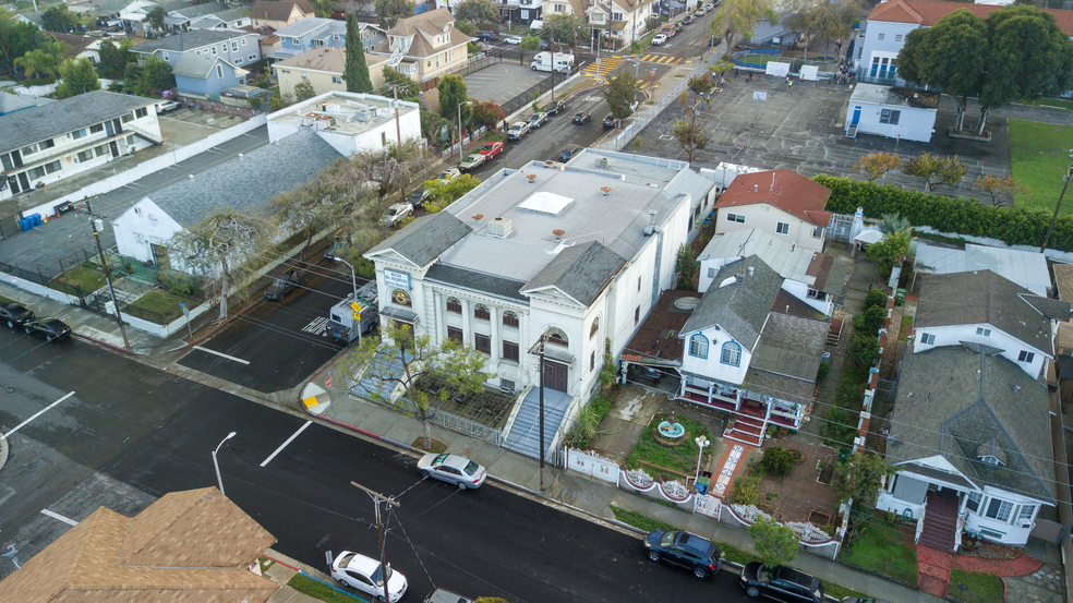 Primary Photo Of 213 S Breed St, Los Angeles Religious Facility For Sale