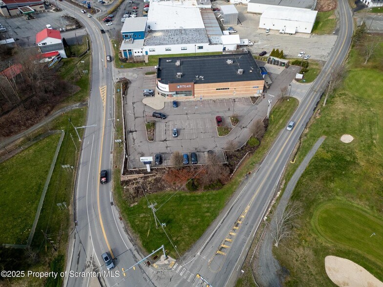 More Photos Of 801 Grow Ave, Montrose Drugstore For Lease