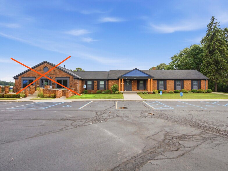 More Photos Of 35000-35008 Division Rd, Richmond Medical For Sale
