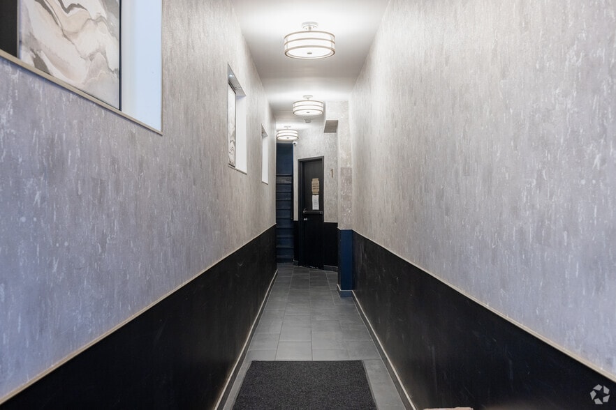 More Photos Of 484 Amsterdam Ave, New York Apartments For Sale