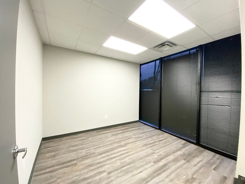 More Photos Of 3100 Breckinridge Blvd, Duluth Unknown For Lease