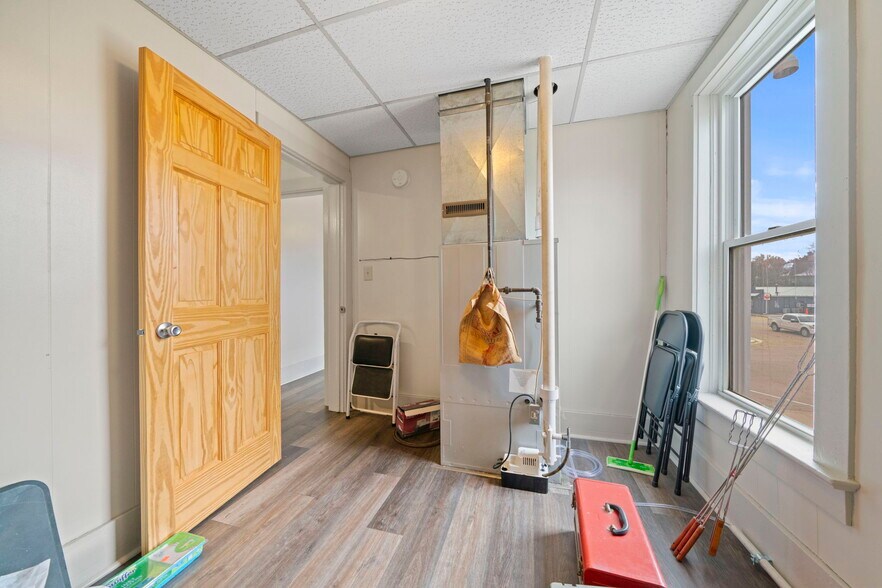 More Photos Of 208 N Walnut St, Stillman Valley General Retail For Sale