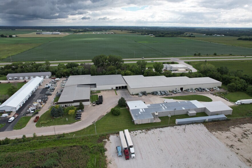 More Photos Of 26378 289th Pl, Adel Manufacturing For Sale