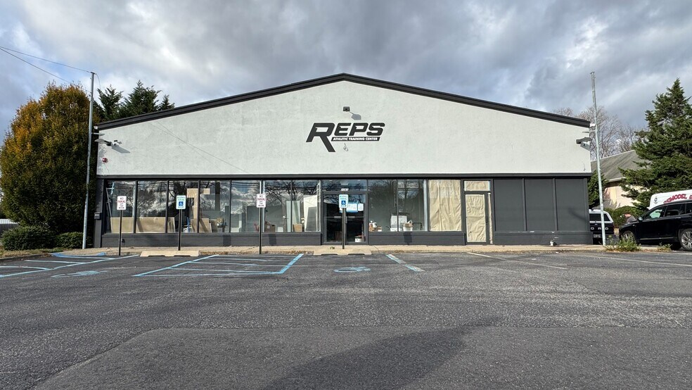 More Photos Of 2343 Middle Country Rd, Centereach Freestanding For Sale