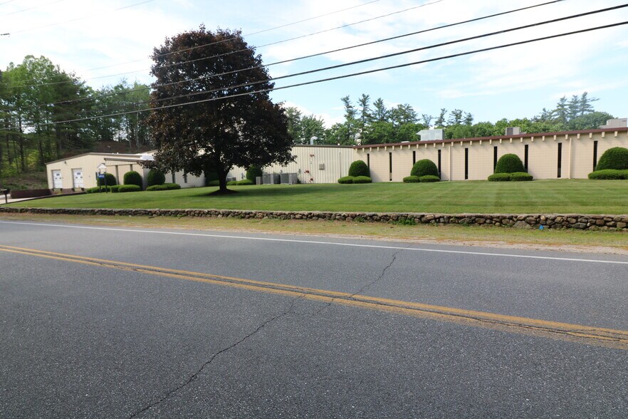 More Photos Of 7 Knight St, Jaffrey Industrial For Sale