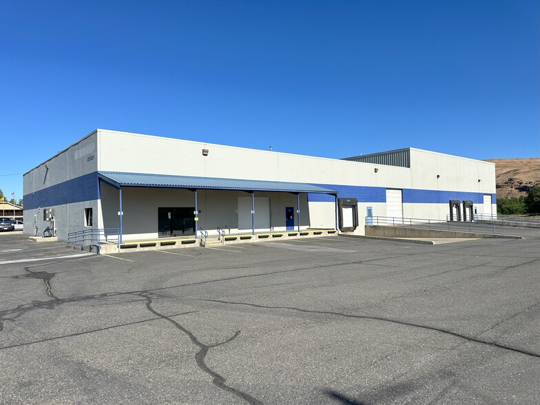 Primary Photo Of 2501 River Rd, Yakima Warehouse For Lease