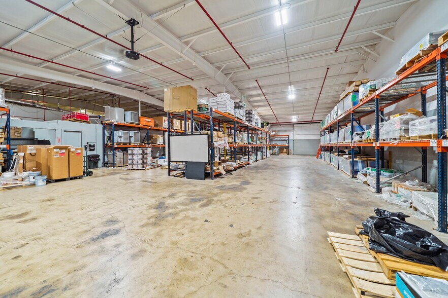 More Photos Of 12114 S Pipeline Rd, Euless Industrial For Lease