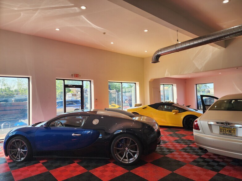 More Photos Of 256-260 Green St, South Hackensack Warehouse For Lease