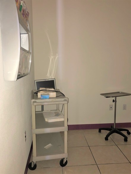 More Photos Of 6725 S Eastern Ave, Las Vegas Medical For Lease