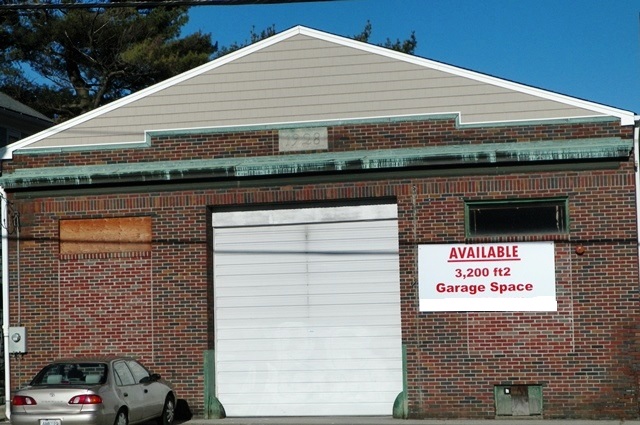 Primary Photo Of 461 Douglas Ave, Providence Service For Lease