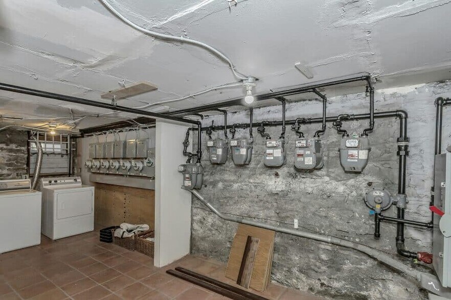 More Photos Of 240 Powers St, Brooklyn Apartments For Sale