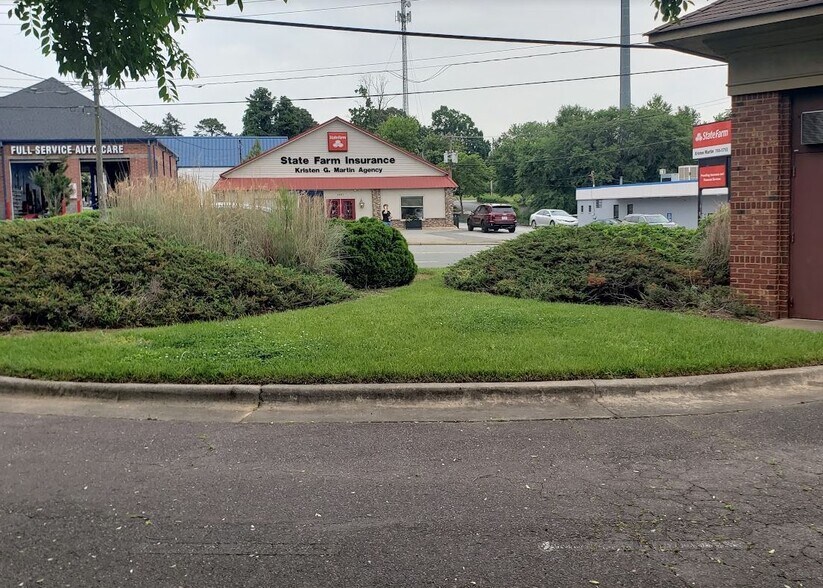 More Photos Of 3484 Robinhood Rd, Winston-Salem Freestanding For Sale