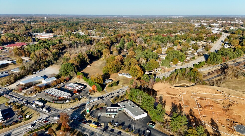 More Photos Of 860 Heckle Blvd, Rock Hill Unknown For Lease