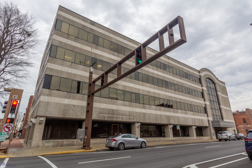 More Photos Of 100 S 4th St, Paducah Office For Lease