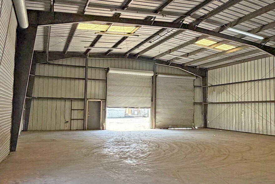 More Photos Of 6001 Obispo Ave, Long Beach Warehouse For Sale