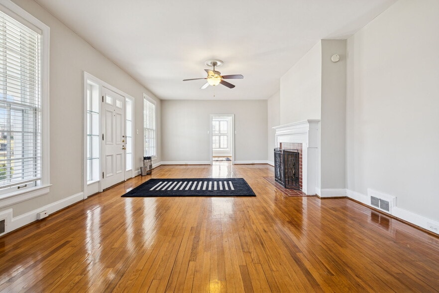 More Photos Of 502 Hazelwood Dr, Smyrna Loft Creative Space For Lease