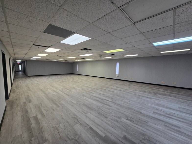 More Photos Of 2408 S 37th St, Temple Office For Sale