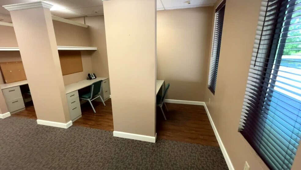 Primary Photo Of 761-765 Middle Country Rd, Selden Office For Lease