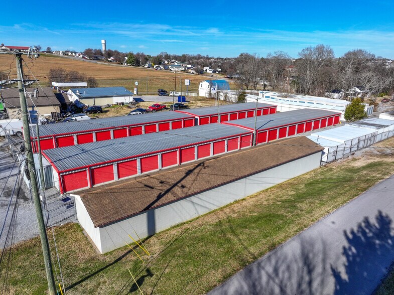 More Photos Of 239 Burnett Station Rd, Seymour Self Storage For Sale