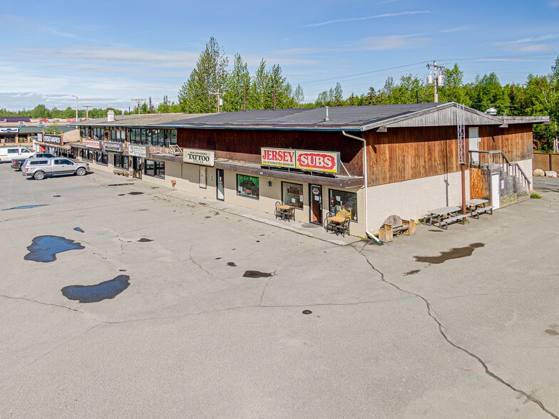 More Photos Of 44224 Sterling Hwy, Soldotna Storefront For Lease